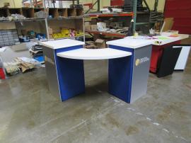 DI-660 (DI-662) Portable Pedestal with Curved Counter Top and Locking Storage