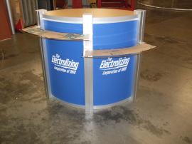 10' x 10' Euro LT | Hybrids Display LTK-5013 with MOD-1167 Pedestal -- Image 3