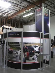 RENTAL Exhibits:  20' x 50' Hybrid Island Exhibit -- Image 6