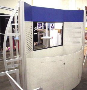 10' x 10' Euro LT Hybrid Exhibit -- LTK-5011